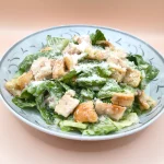 Salată Caesar cu Pui